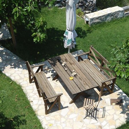 Lithoktisto Appartement Limniónas Buitenkant foto